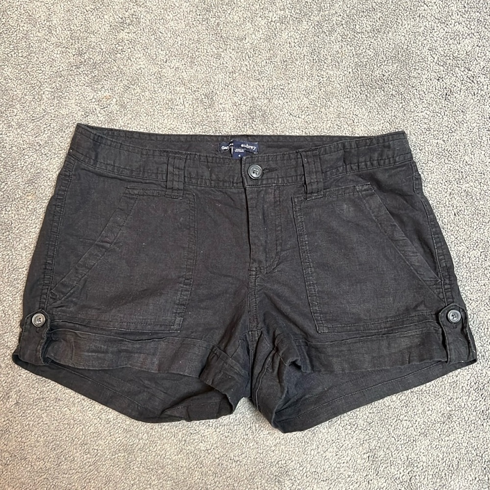 Perfect fit, Gap Black Aubrey Shorts
